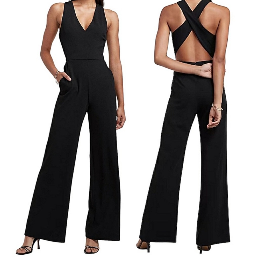 Express Black CROSS BACK WIDE LEG JUMPSUIT w/ Pockets Small